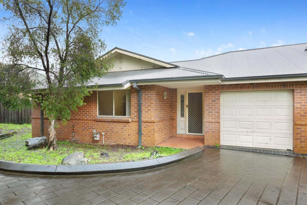 7/2-8 Bland Road, Springwood NSW 2777