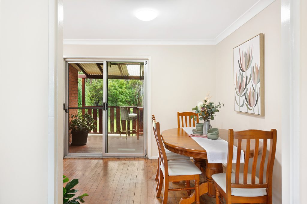 90 St Georges Crescent, Faulconbridge NSW 2776 — photo 5