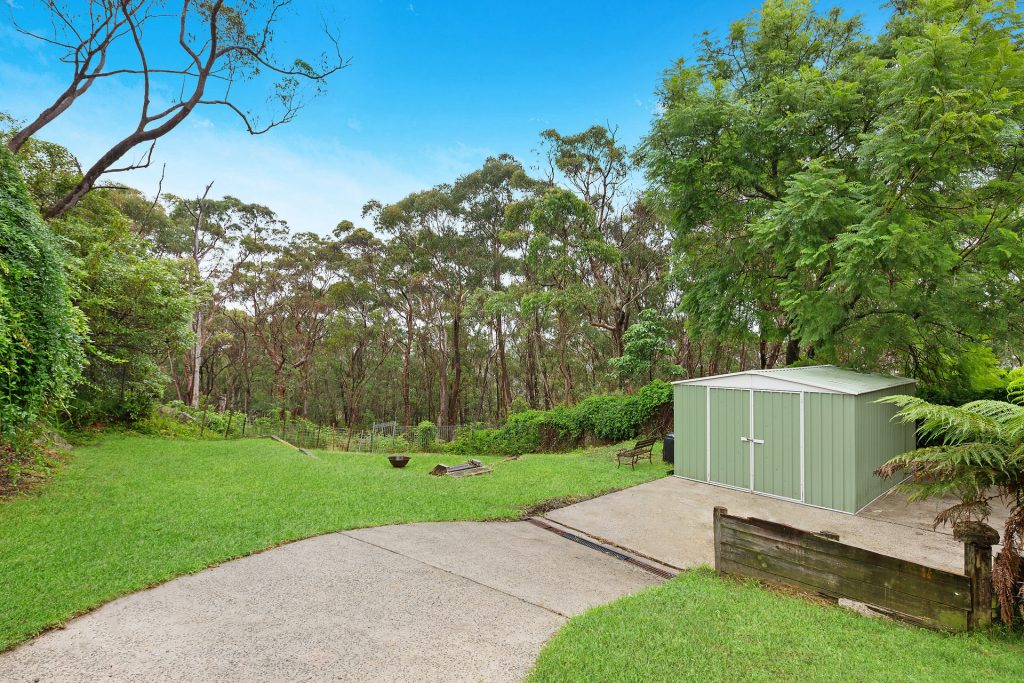 90 St Georges Crescent, Faulconbridge NSW 2776 — photo 10