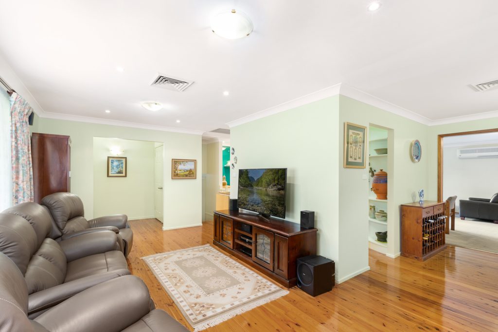 23 Muru Avenue, Winmalee NSW 2777 — photo 9