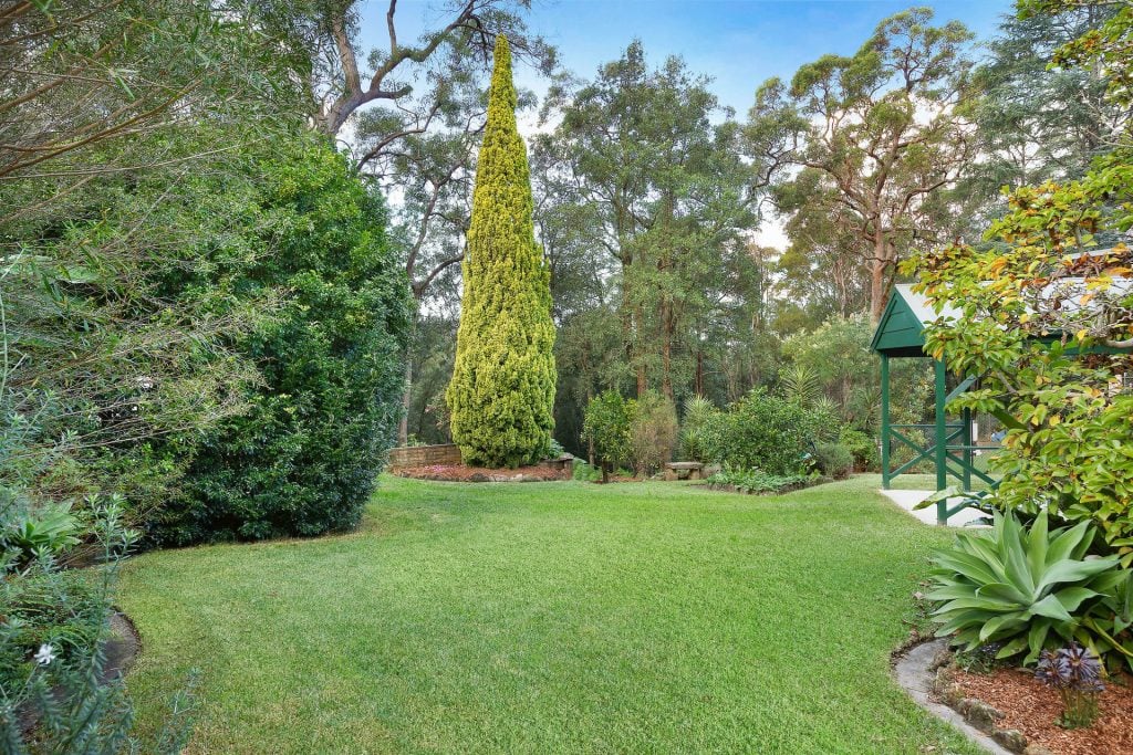 4 Picnic Glen, Springwood NSW 2777 — photo 9