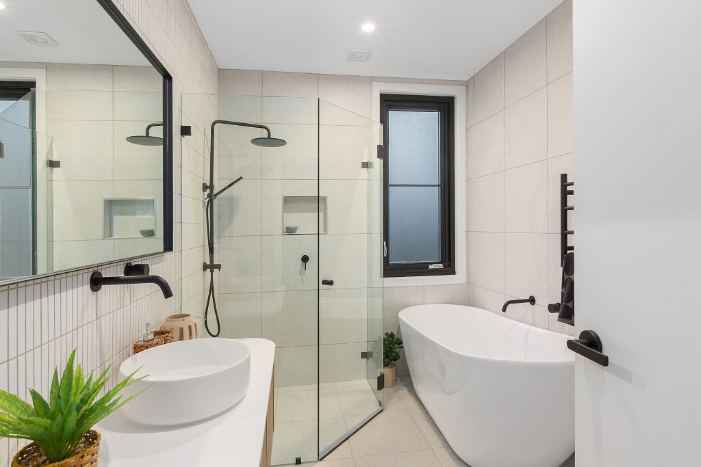34 Emma Parade, Winmalee NSW 2777 — photo 8