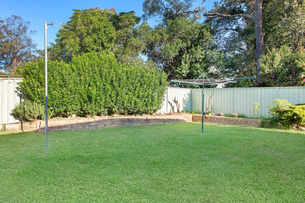 51 Bunnal Avenue, Winmalee NSW 2777 — photo 12