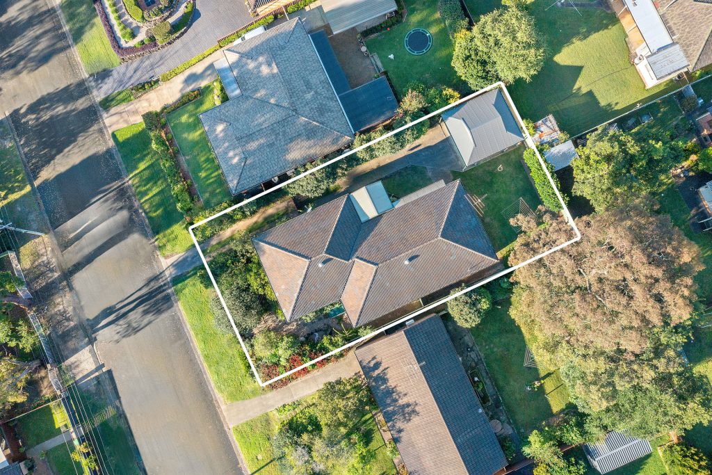 51 Bunnal Avenue, Winmalee NSW 2777 — photo 13