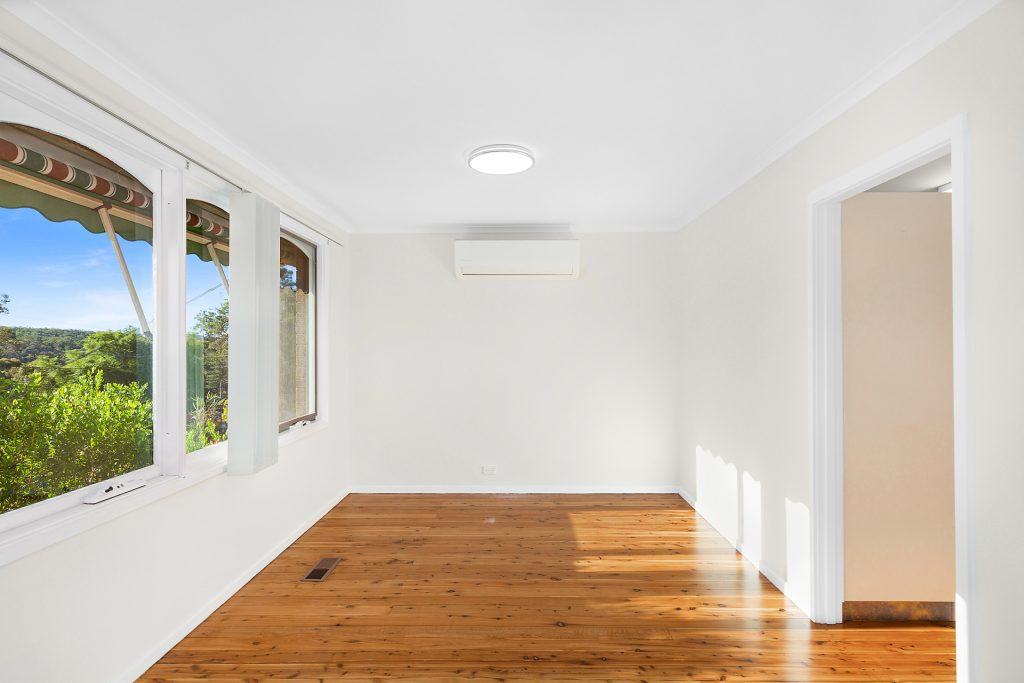 51 Bunnal Avenue, Winmalee NSW 2777 — photo 4