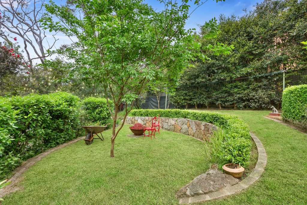 1 Karen Place, Faulconbridge NSW 2776 — photo 12