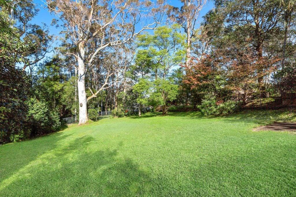 90 Macquarie Road, Springwood NSW 2777 — photo 9