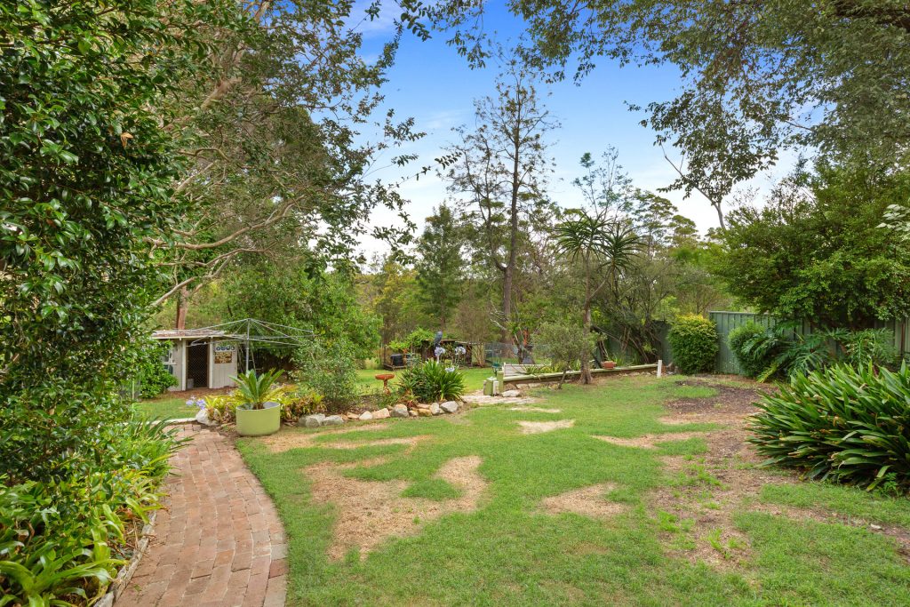 40 Leslie Street, Winmalee NSW 2777 — photo 11