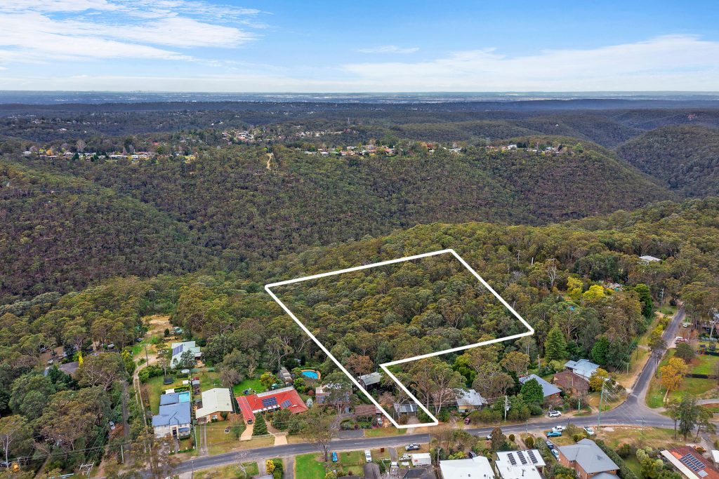 96 Bee Farm Road, Springwood NSW 2777
