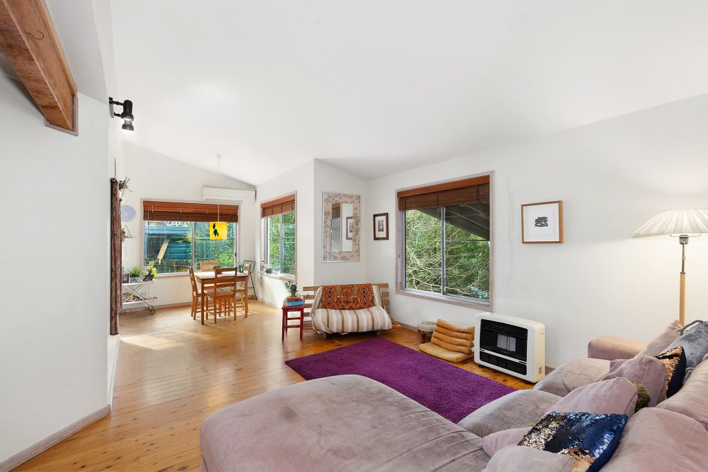 96 Bee Farm Road, Springwood NSW 2777 — photo 5