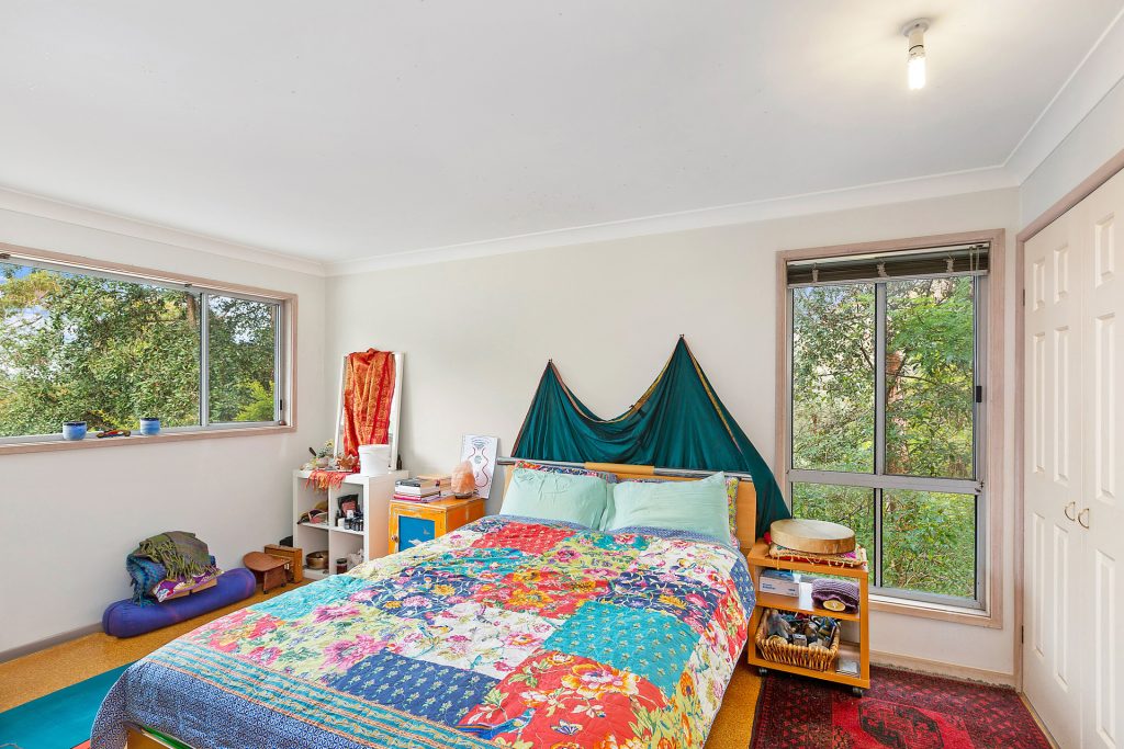96 Bee Farm Road, Springwood NSW 2777 — photo 6