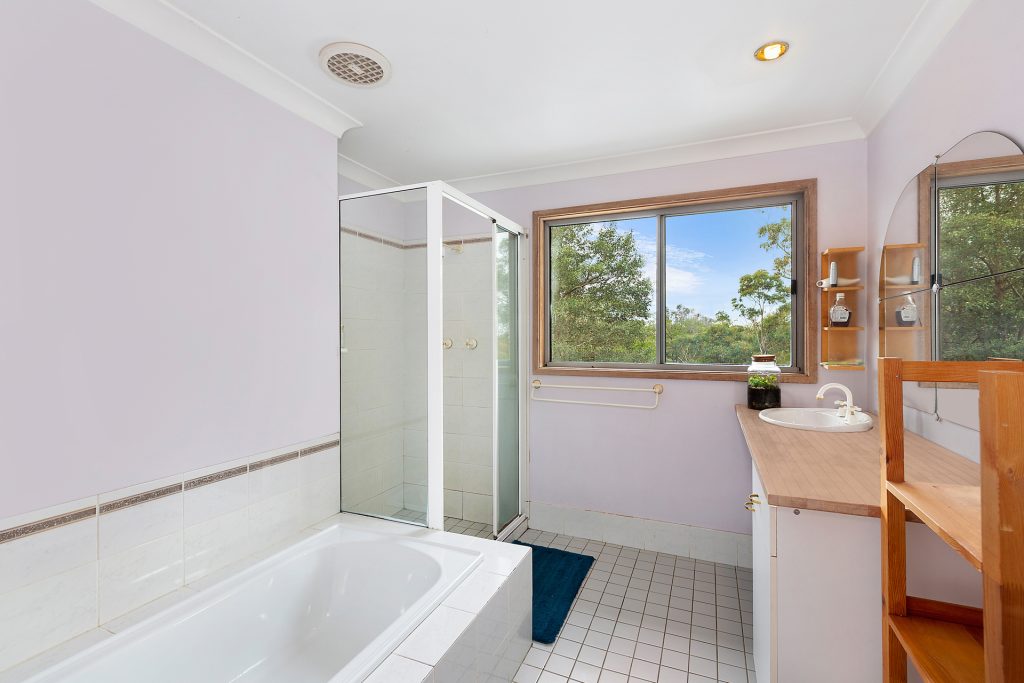 96 Bee Farm Road, Springwood NSW 2777 — photo 7