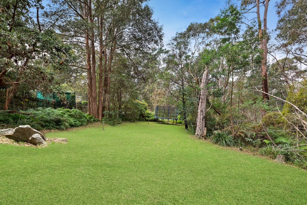 96 Bee Farm Road, Springwood NSW 2777 — photo 9