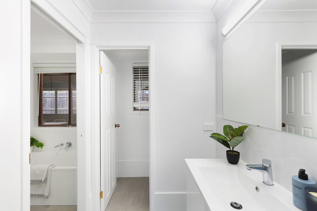 28 Bulbi Avenue, Winmalee NSW 2777 — photo 7