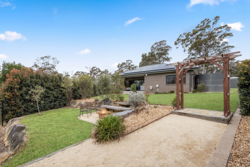 136 Singles Ridge Road, Winmalee NSW 2777 — photo 18