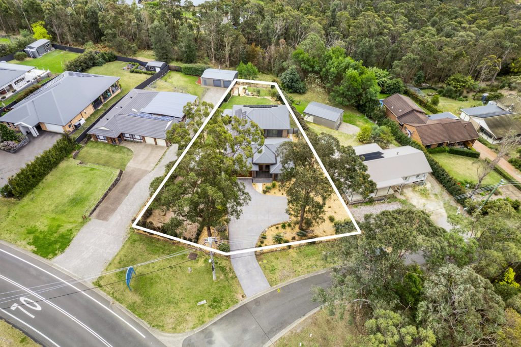 136 Singles Ridge Road, Winmalee NSW 2777 — photo 21