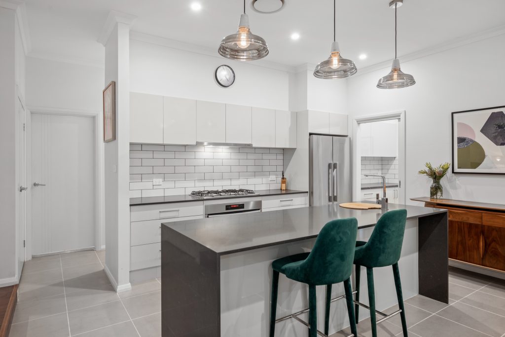 136 Singles Ridge Road, Winmalee NSW 2777 — photo 4