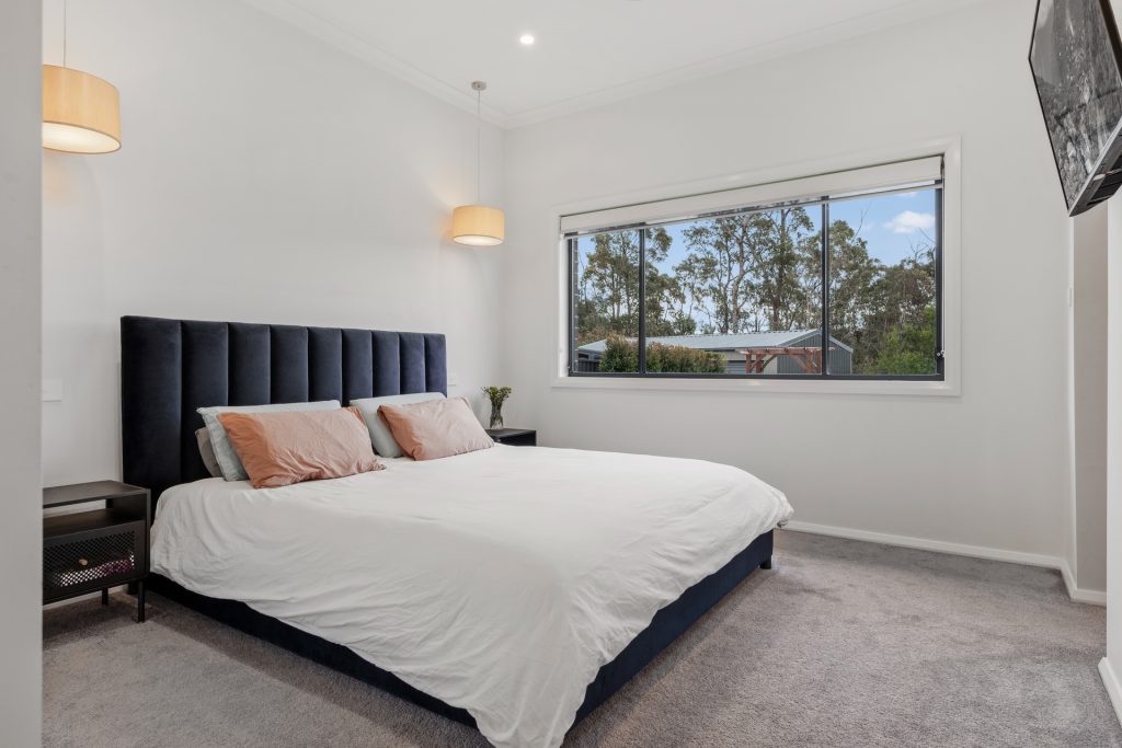 136 Singles Ridge Road, Winmalee NSW 2777 — photo 8