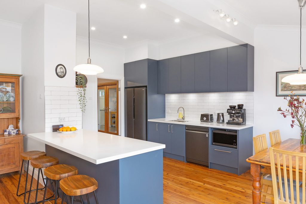 12 Burns Road, Springwood NSW 2777 — photo 3