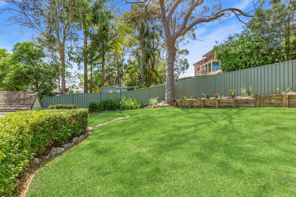94 Muru Avenue, Winmalee NSW 2777 — photo 13
