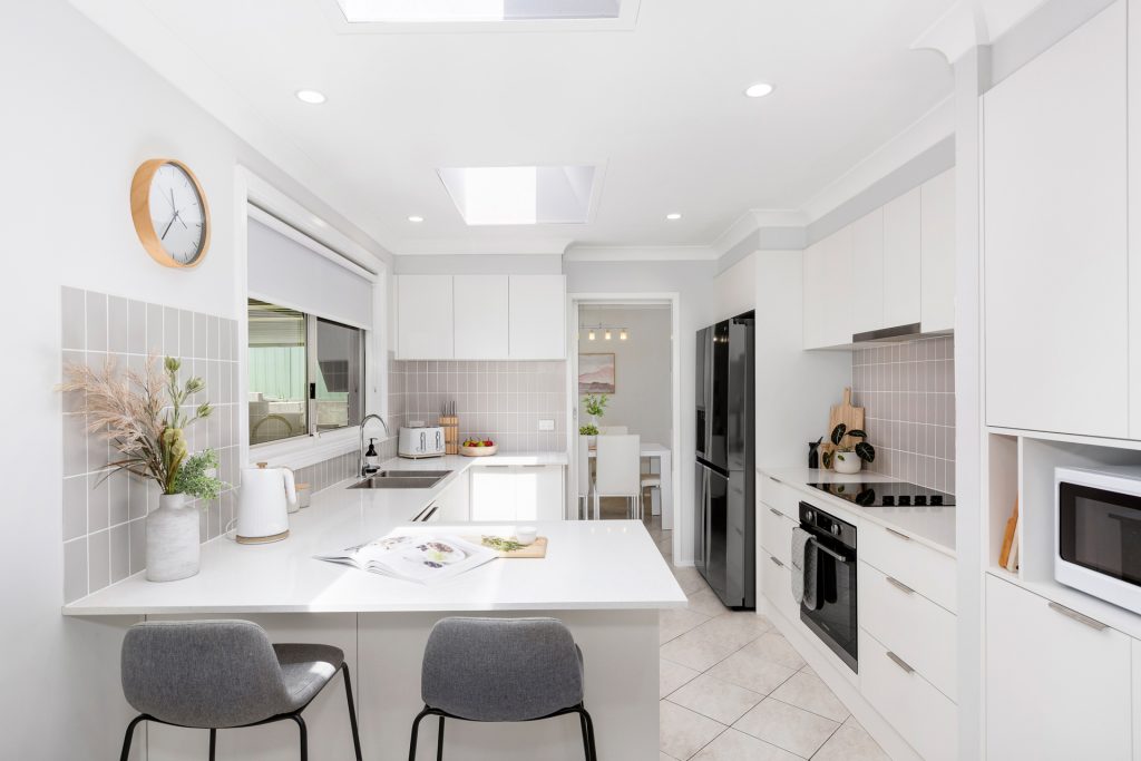 94 Muru Avenue, Winmalee NSW 2777 — photo 4