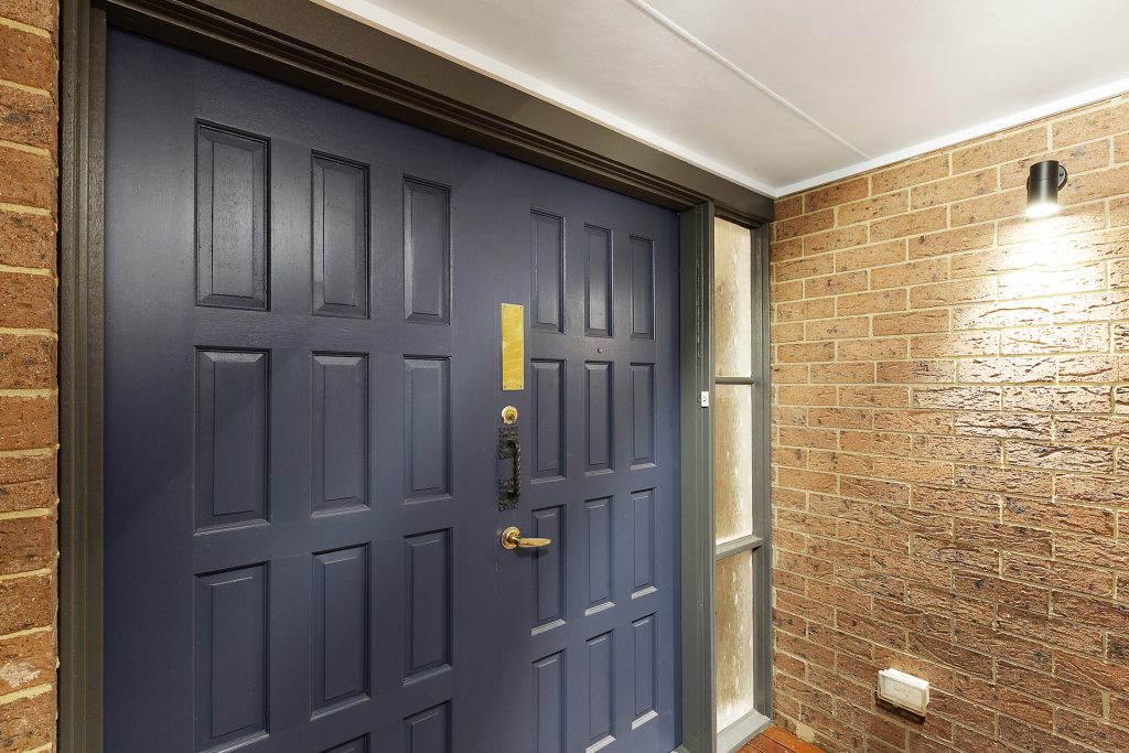 5 Karen Place, Faulconbridge NSW 2776 — photo 2