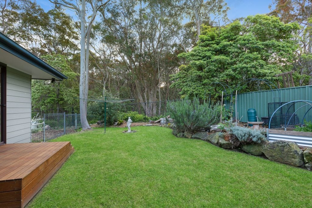 5 Karen Place, Faulconbridge NSW 2776 — photo 12