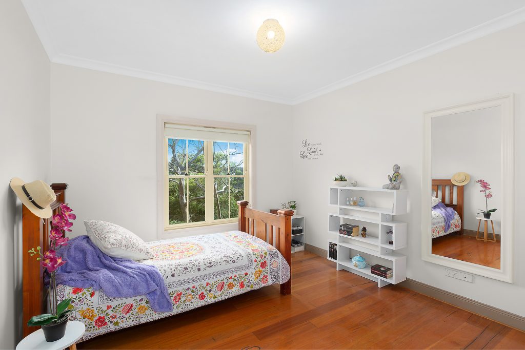 36 St Georges Crescent, Faulconbridge NSW 2776 — photo 8