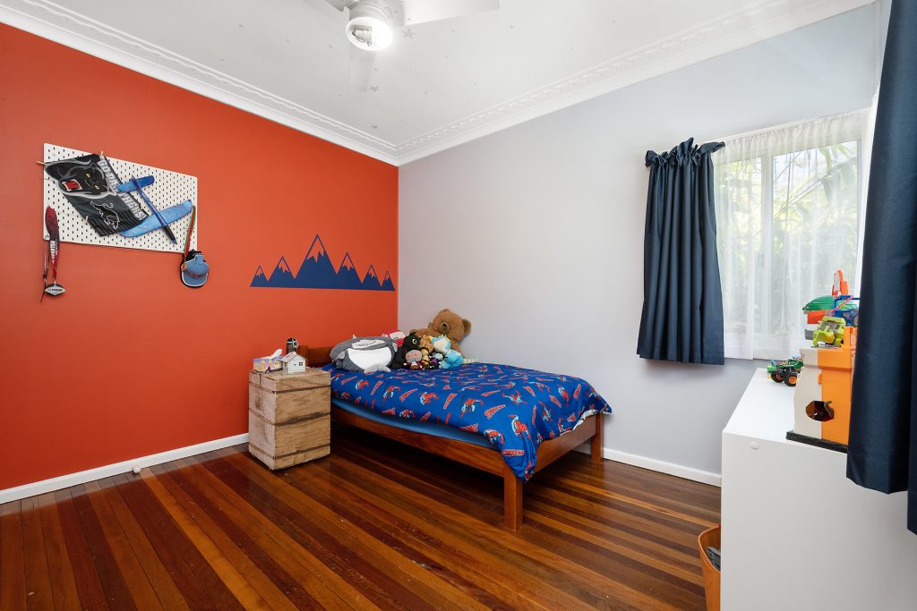 28 Green Parade, Valley Heights NSW 2777 — photo 6