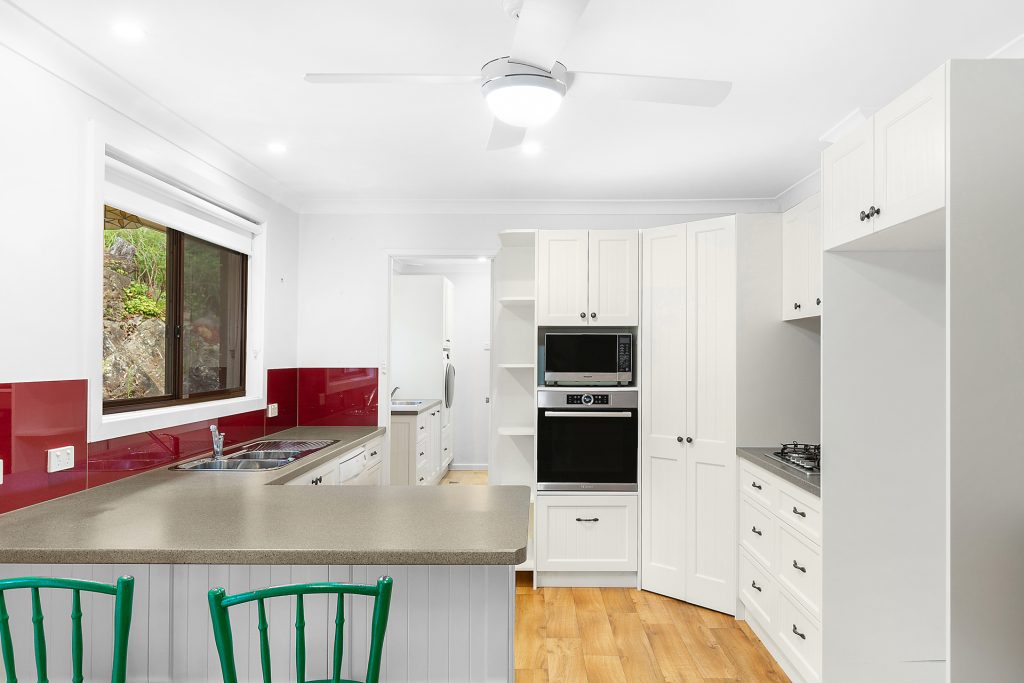 23 Tamara Road, Faulconbridge NSW 2776 — photo 3