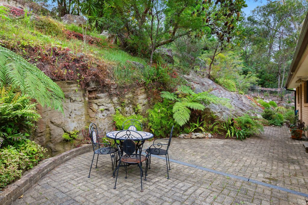 23 Tamara Road, Faulconbridge NSW 2776 — photo 8