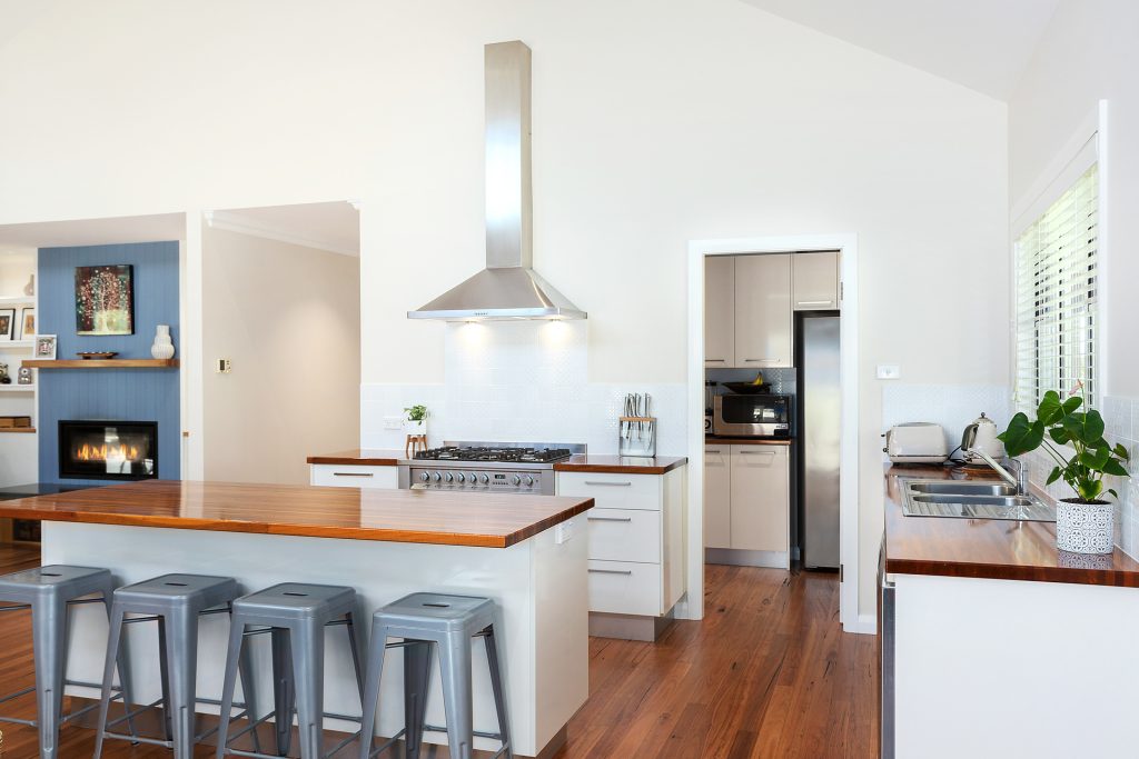 26-28 Adeline Street, Faulconbridge NSW 2776 — photo 3