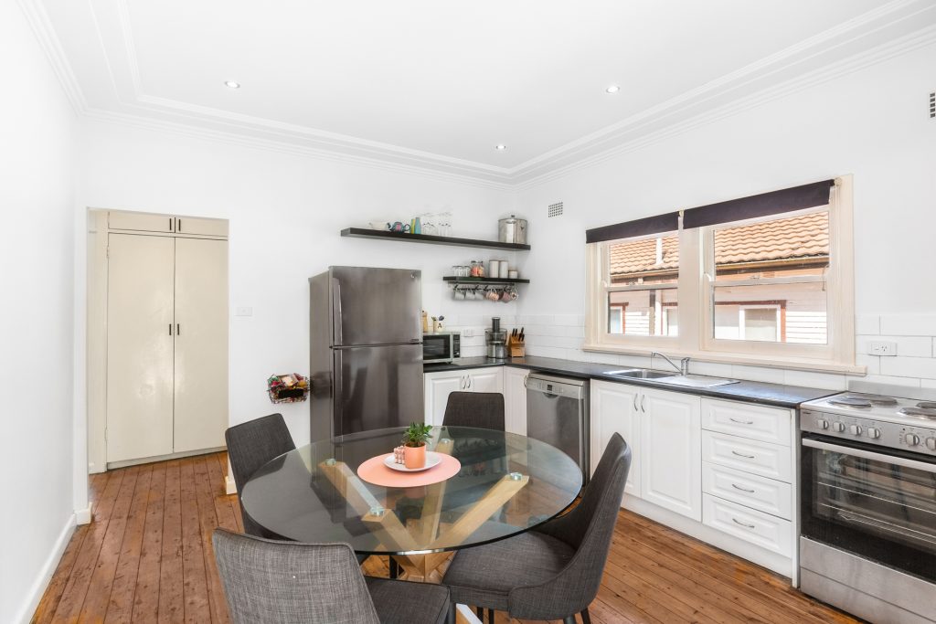 1 Moore Road, Springwood NSW 2777 — photo 4