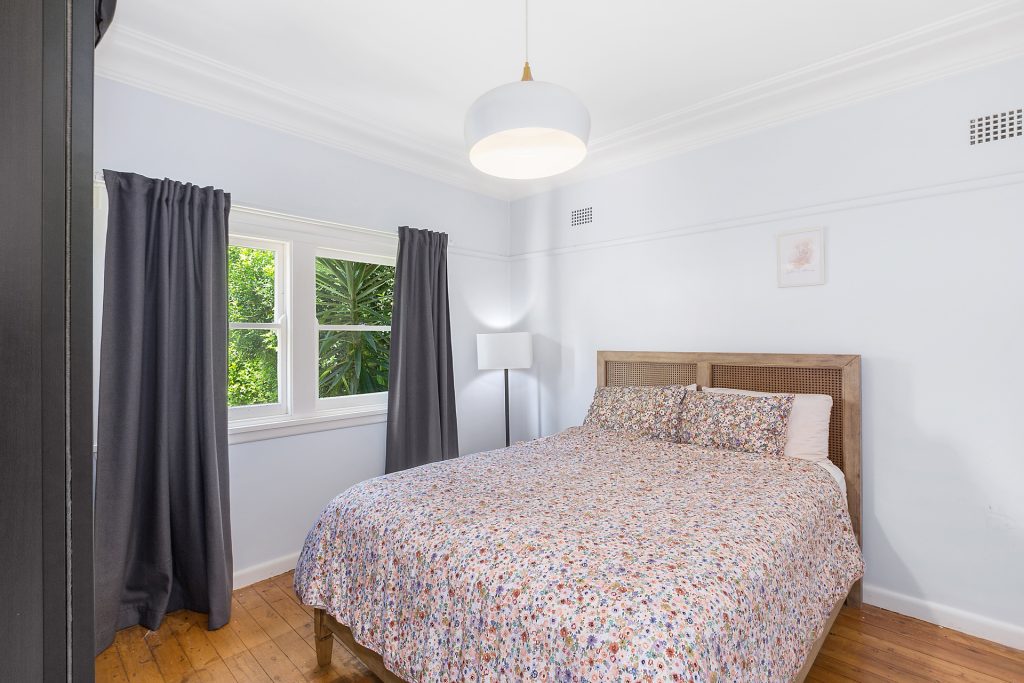 1 Moore Road, Springwood NSW 2777 — photo 5