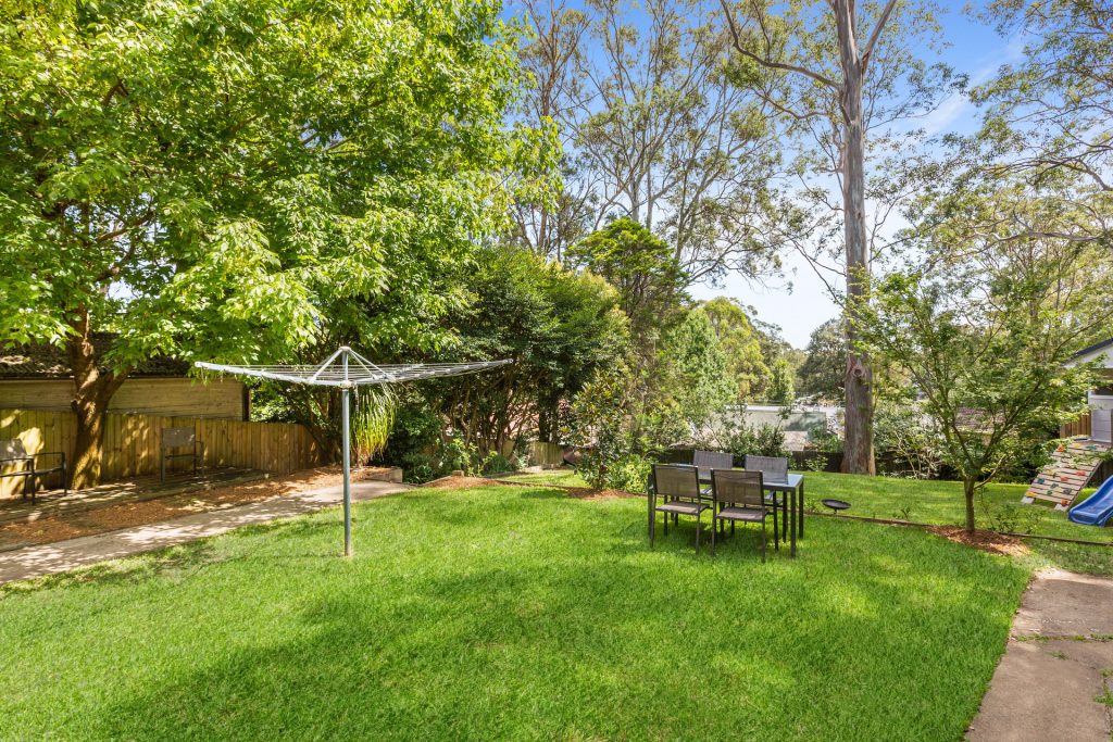 1 Moore Road, Springwood NSW 2777 — photo 9