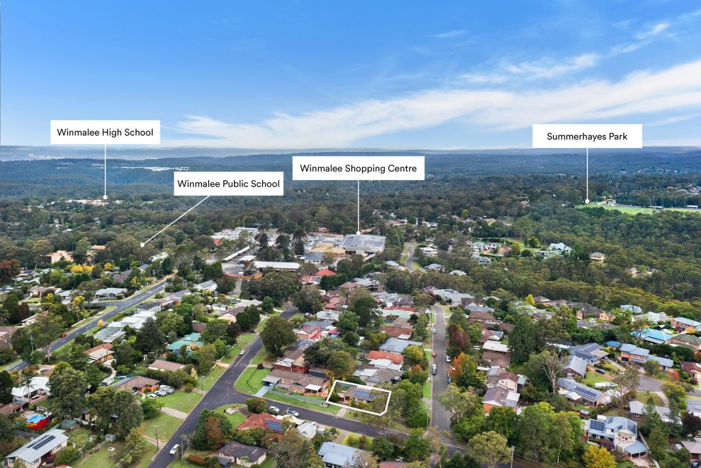 2 Pinecrest Street, Winmalee NSW 2777 — photo 12