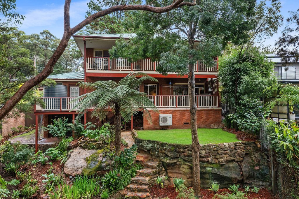 3 Crampton Drive, Springwood NSW 2777 — photo 11