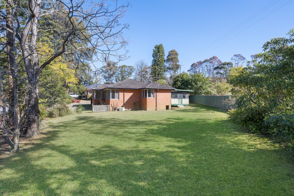 1 Grahame Street, Blaxland NSW 2774