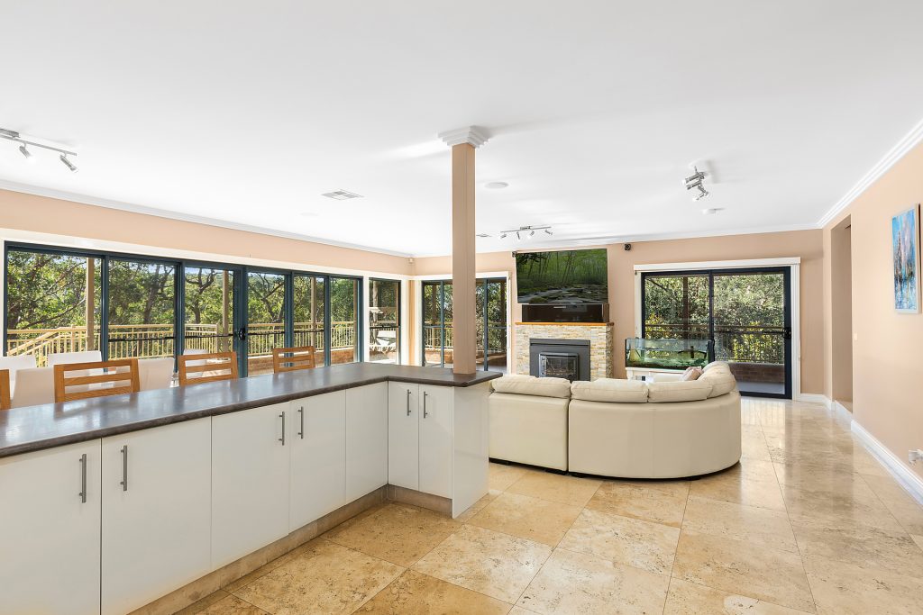 10 Dobson Dorking Place, Faulconbridge NSW 2776 — photo 3