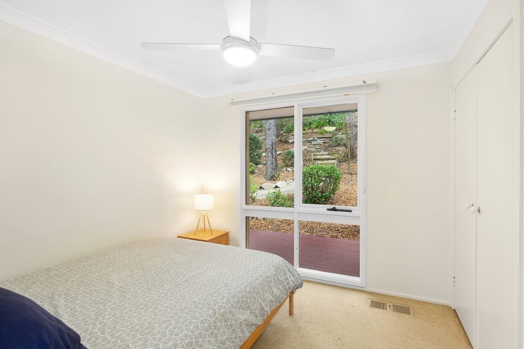 10 Clarinda Avenue, Faulconbridge NSW 2776 — photo 7