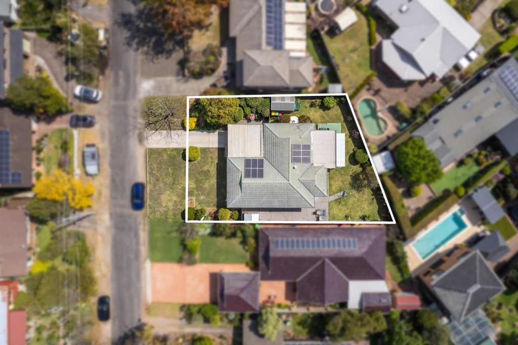 15 Fairways Crescent, Springwood NSW 2777 — photo 11