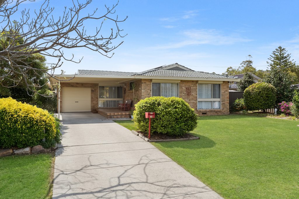 15 Fairways Crescent, Springwood NSW 2777