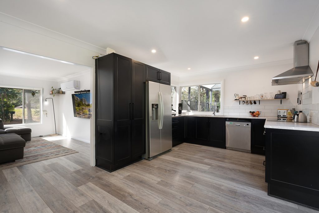229 Hawkesbury Road, Winmalee NSW 2777 — photo 3
