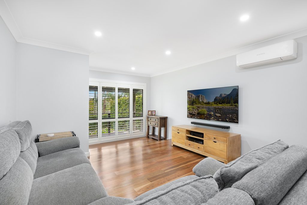 18 The Avenue, Warrimoo NSW 2774 — photo 2