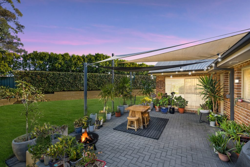 14 Honeyeater Crescent, Blaxland NSW 2774 — photo 12