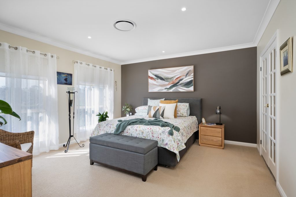 14 Honeyeater Crescent, Blaxland NSW 2774 — photo 8