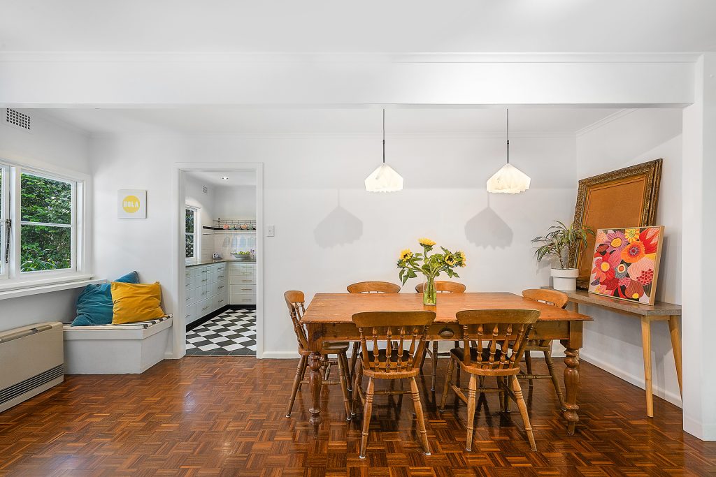 50 Springfield Crescent, Springwood NSW 2777 — photo 4
