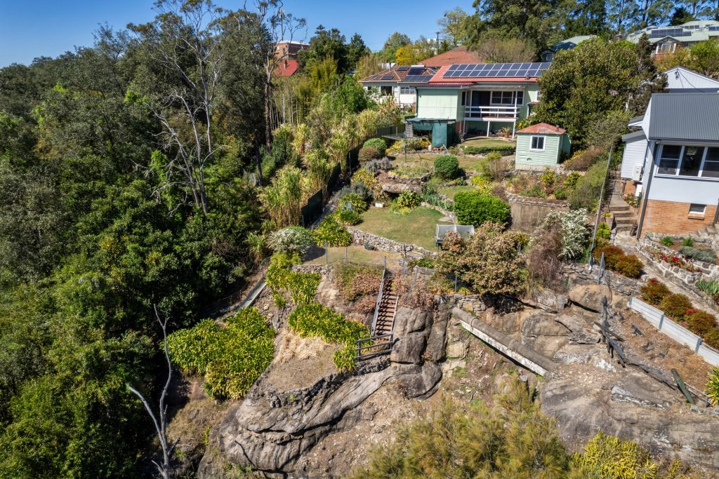 44 Boland Avenue, Springwood NSW 2777 — photo 2