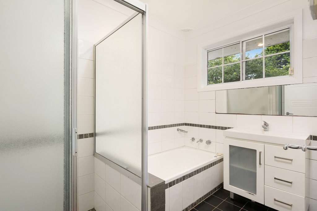 379 Hawkesbury Road, Winmalee NSW 2777 — photo 5