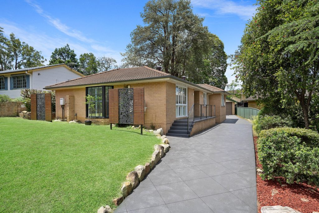 166 Explorers Road, Lapstone NSW 2773